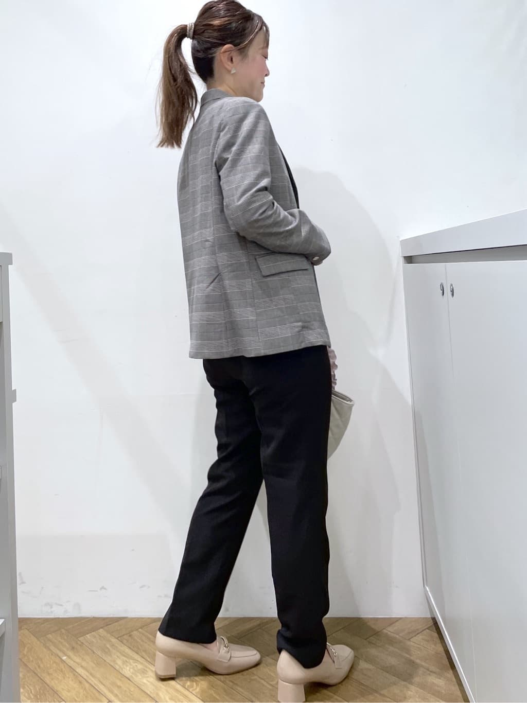 Junさんの「index｜《XS-LLサイズ》ストレッチテーパードパンツ／セットアップ対応【洗濯機洗い可／イージーアイロン／防」を使ったコーディネート