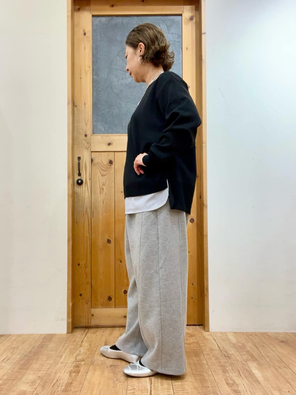 ゆみさんの「SHOO･LA･RUE｜ダンボールスウェットカーブパンツ」を使ったコーディネート