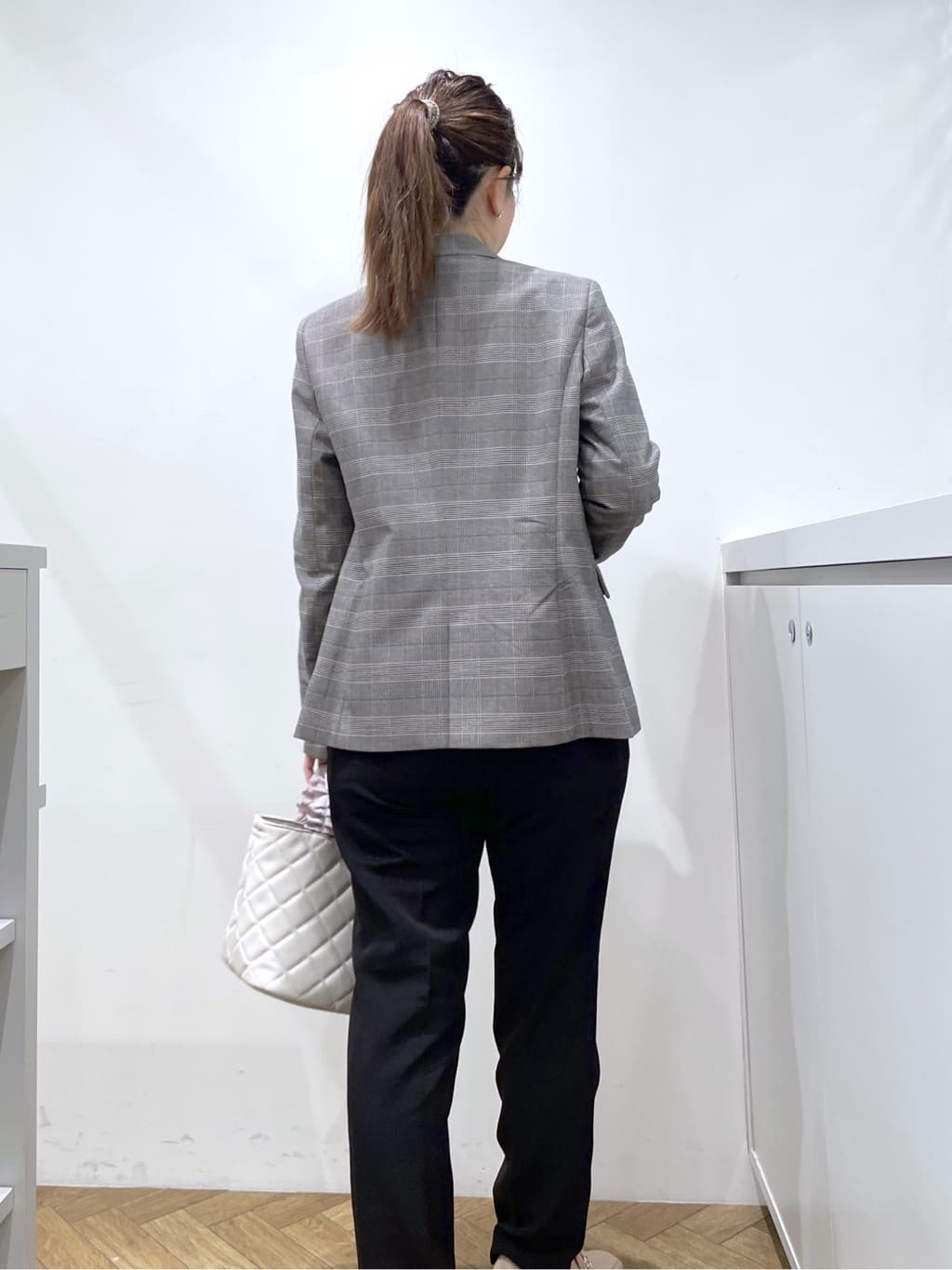 Junさんの「index｜《XS-LLサイズ》ストレッチテーパードパンツ／セットアップ対応【洗濯機洗い可／イージーアイロン／防」を使ったコーディネート