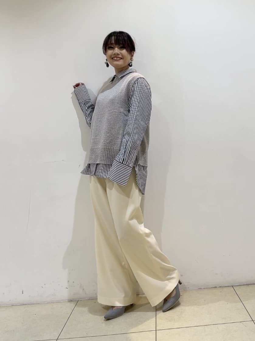 watanabeさんの「UNTITLED｜【重ね着レイヤードに】杢調ニットベスト」を使ったコーディネート