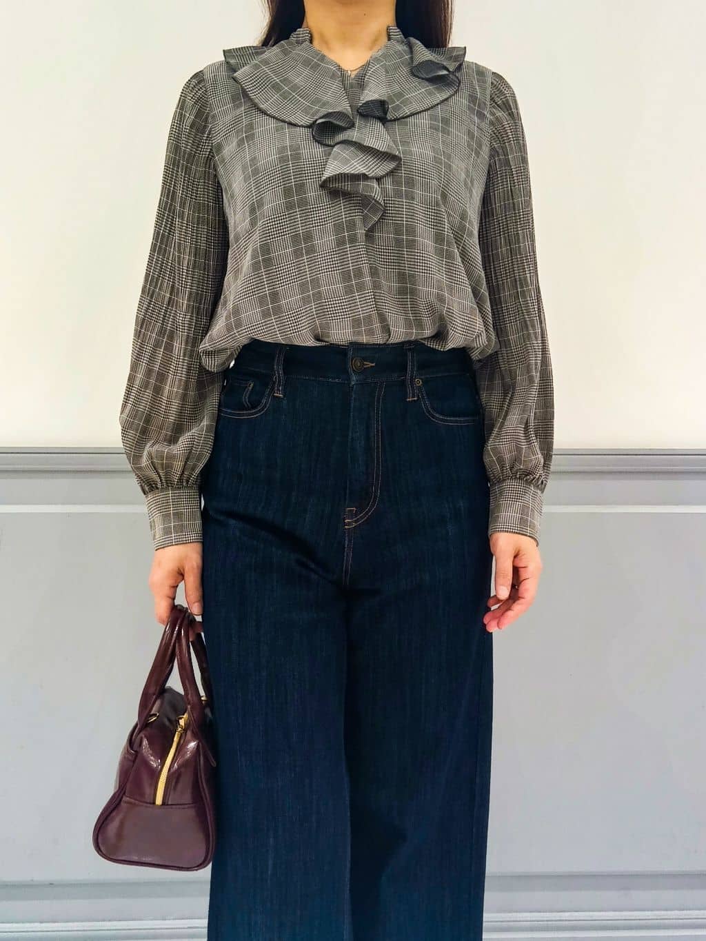 なっちゃんさんの「grove｜【美シルエット/選べる着丈】大人のためのバギーデニム」を使ったコーディネート