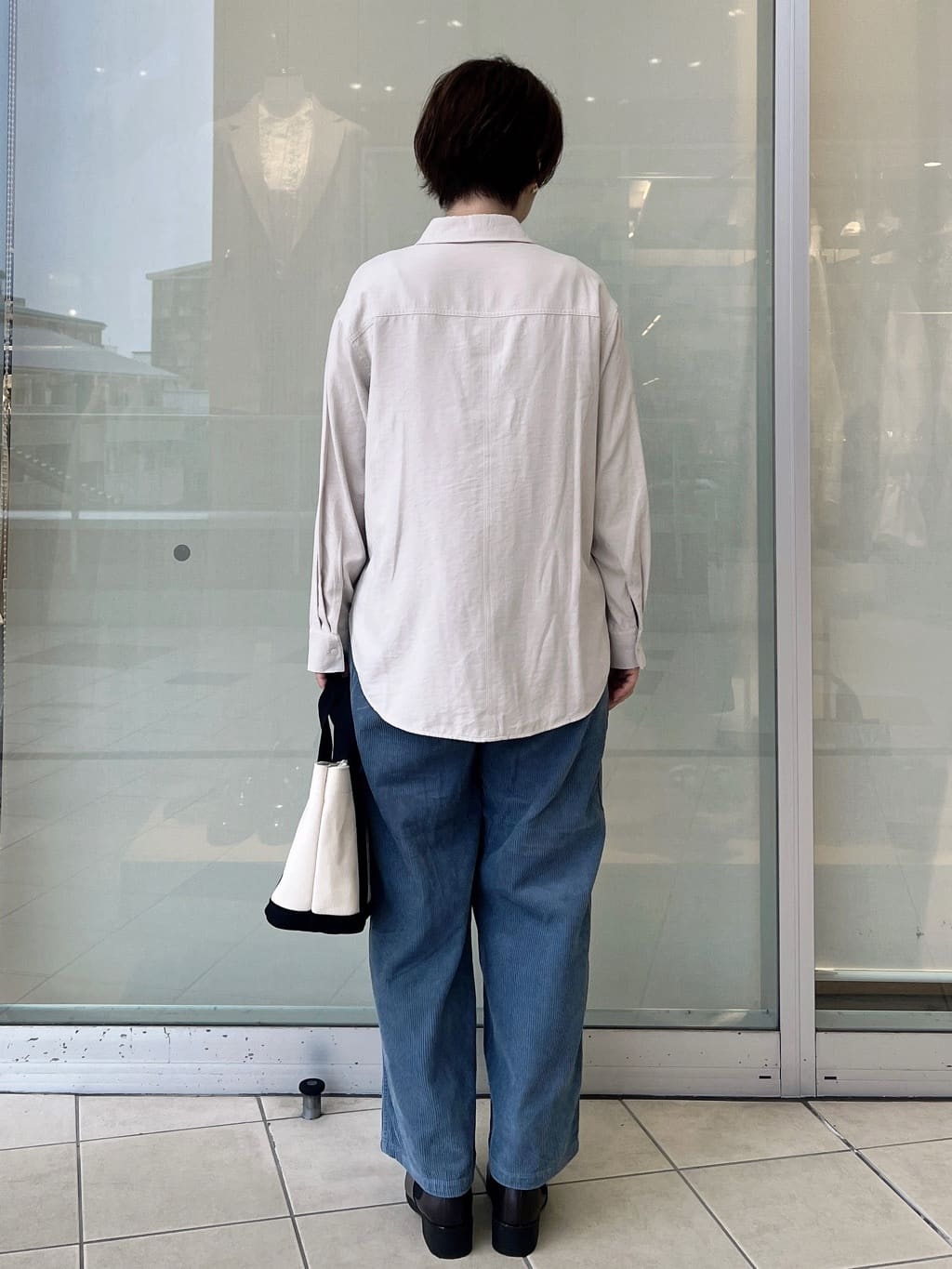 yo-koさんの「OPAQUE.CLIP｜スエードライクシャツ【洗濯機OK】」を使ったコーディネート