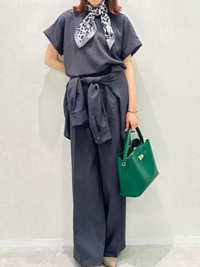 Miwaさんの「UNTITLED｜【セットアップ可/はっ水/通勤】リラククール 半袖ブラウス」を使ったコーディネート