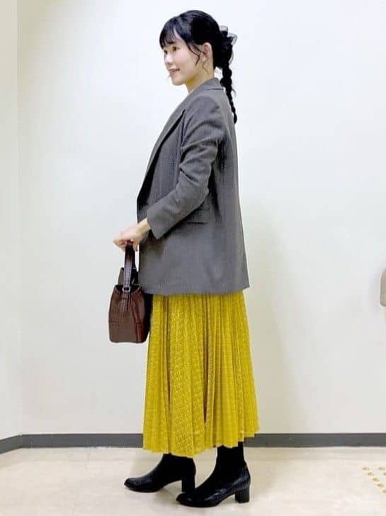  beni_gingerさんの「Reflect｜【キレイめスタイル／通勤におすすめ◎】ボウタイシャンブレーカラーブラウス」を使ったコーディネート