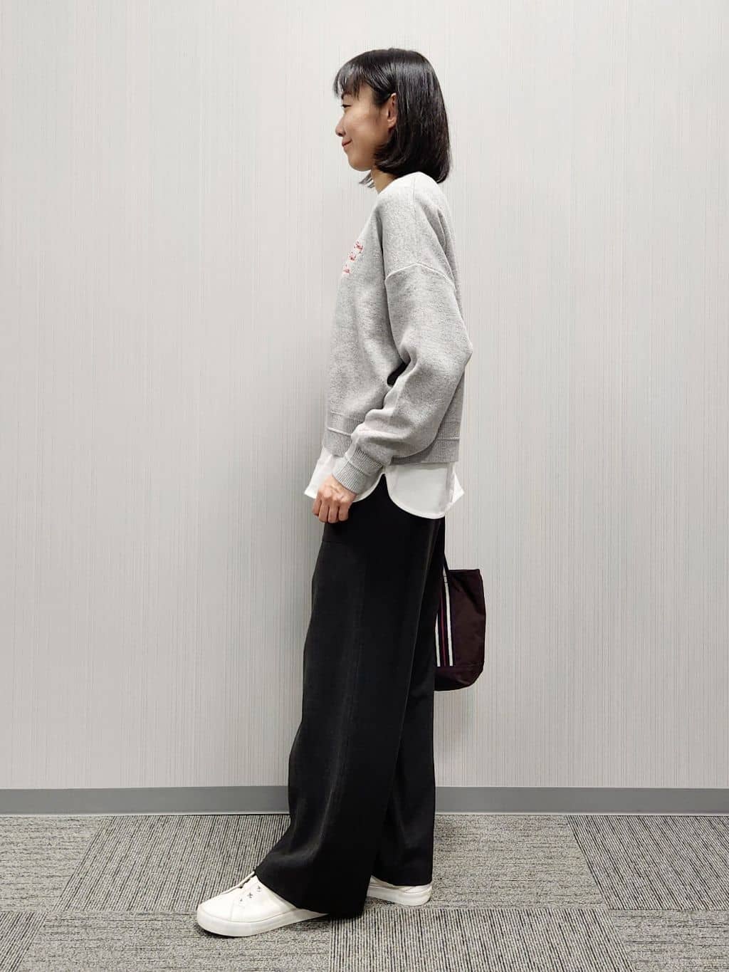 naraさんの「Dessin｜【選べる首元デザイン/洗える】クルーネックロングTシャツ」を使ったコーディネート