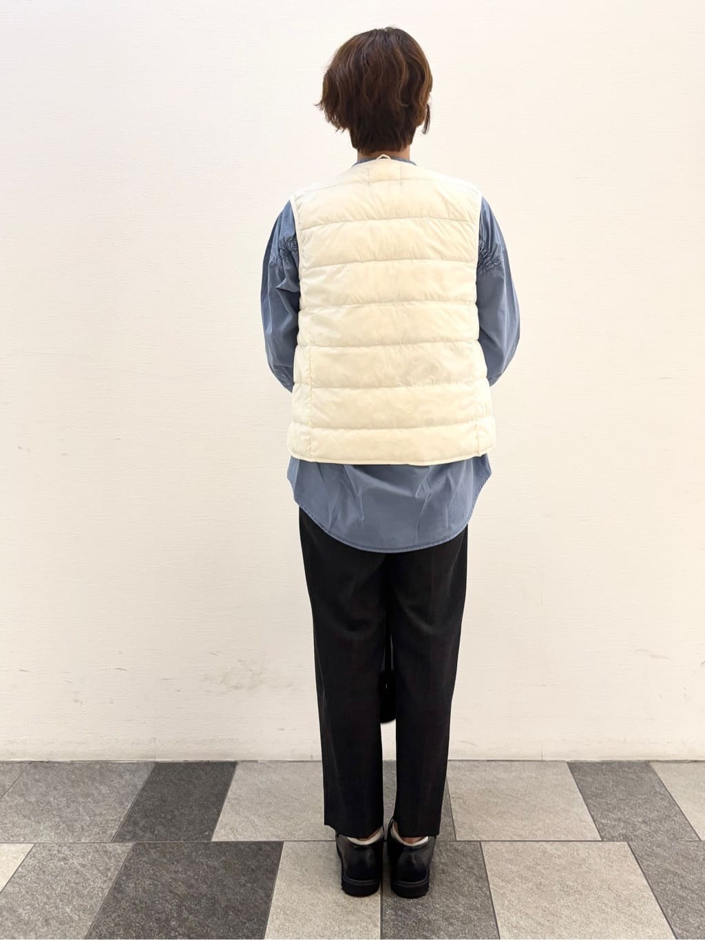 Haruさんの「Dessin｜【ウエストゴム・洗える】コンフォートテーパードパンツ」を使ったコーディネート