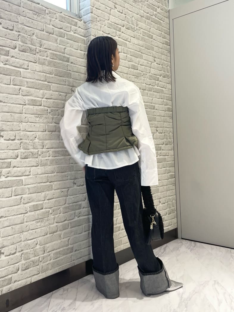 Mikoさんの「INDIVI｜ロールアップデニム」を使ったコーディネート