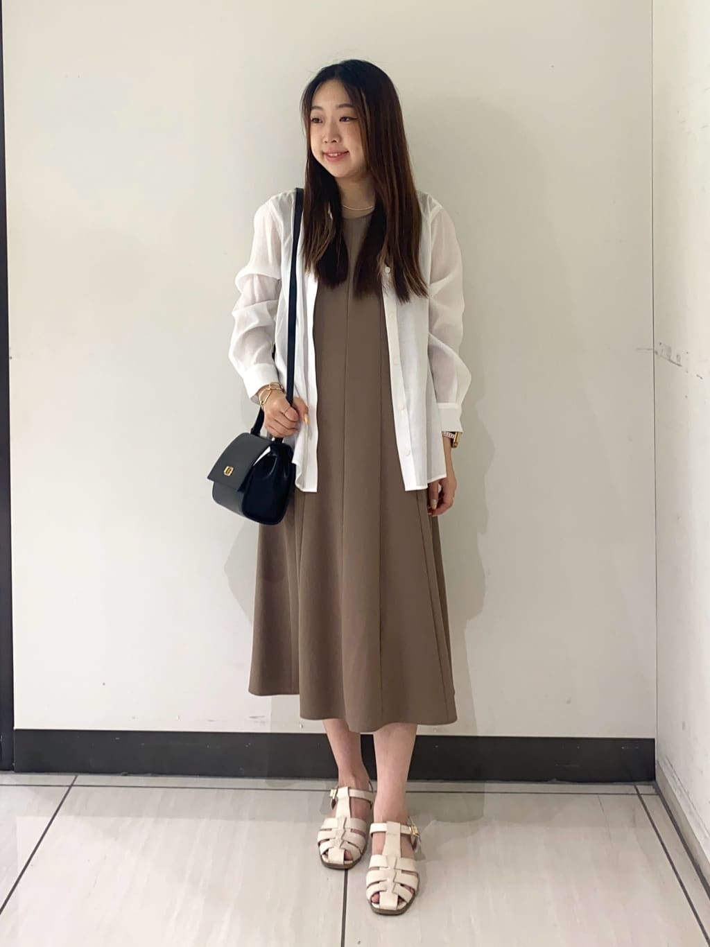 momoさんの「INDIVI｜ミニスクエアショルダー」を使ったコーディネート