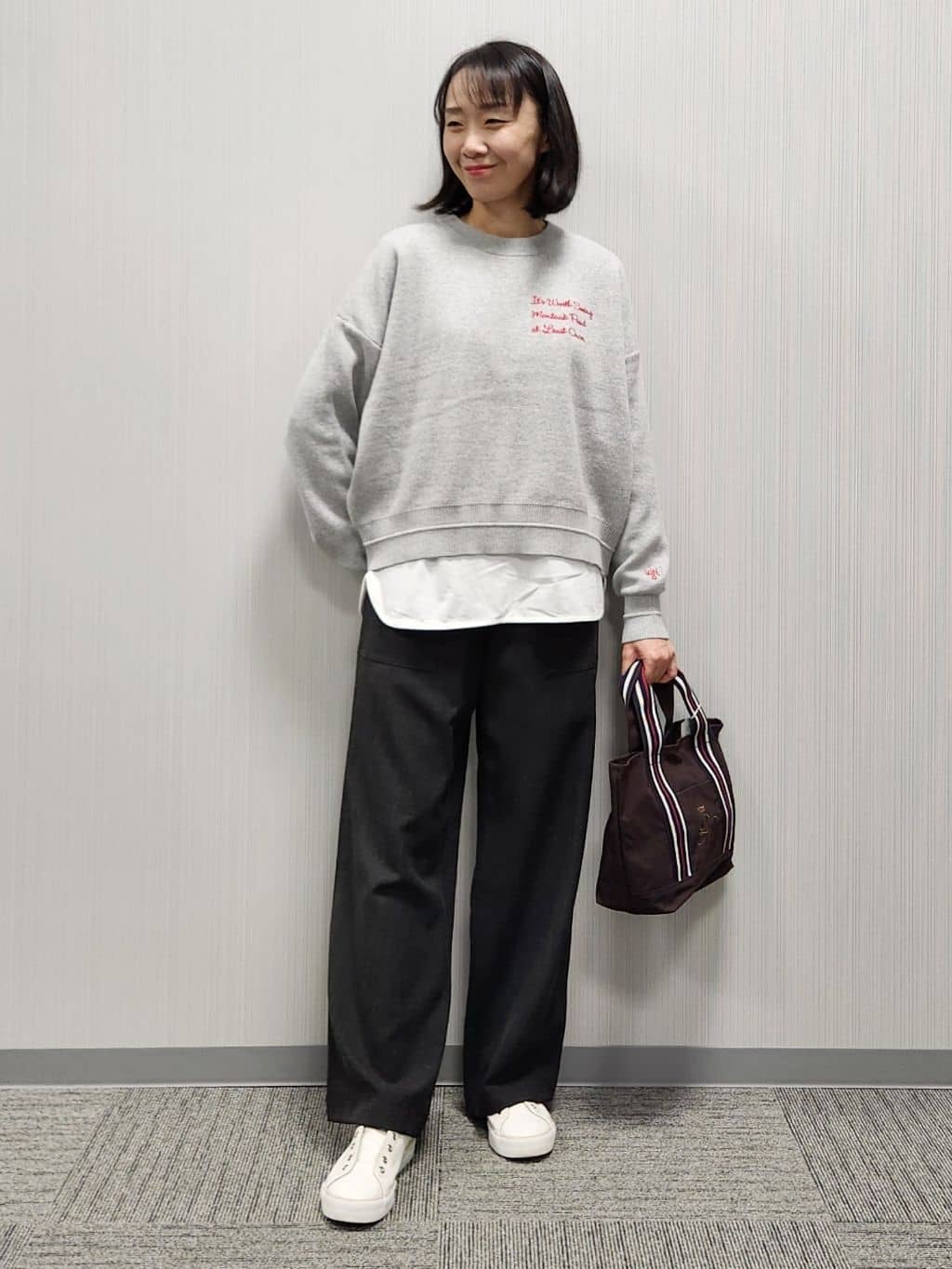 naraさんの「Dessin｜【選べる首元デザイン/洗える】クルーネックロングTシャツ」を使ったコーディネート