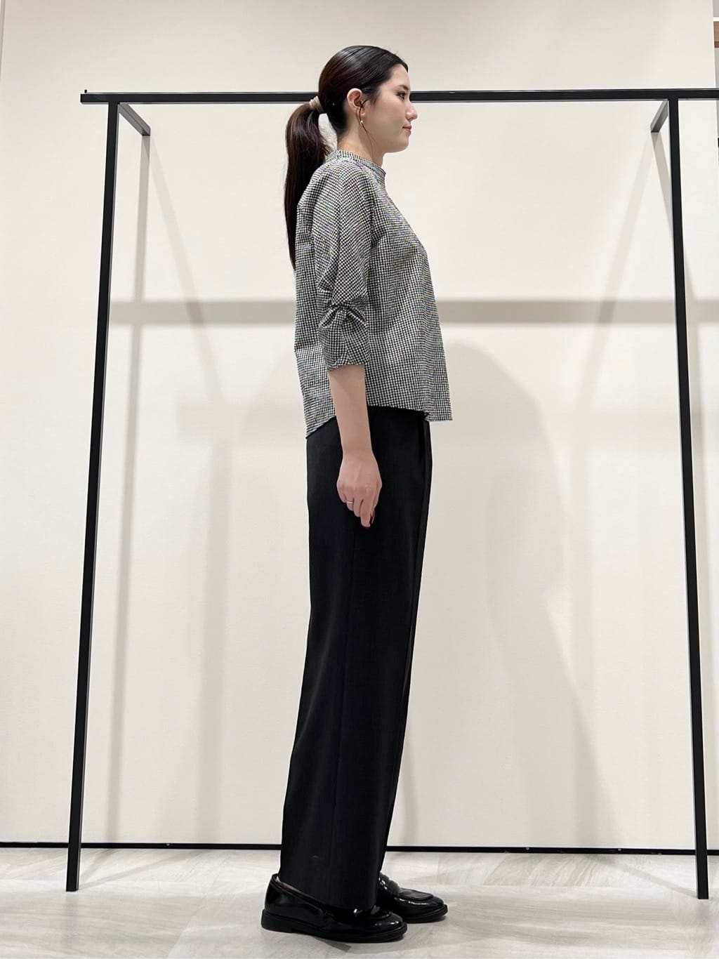 T.Kさんの「INDIVI｜【UVケア／吸汗速乾】スリーブデザインブラウス」を使ったコーディネート