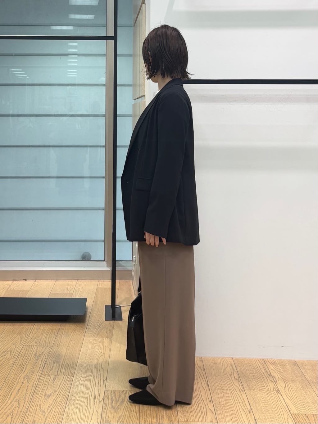 asamiさんの「INDIVI｜【セットアップ可能】ビスチェレイヤード風トップス」を使ったコーディネート