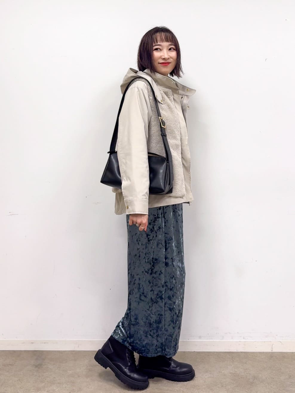 𝐜𝐡𝐢𝐤𝐚さんの「SHOO･LA･RUE｜グラフィックアソート裏毛スウェット」を使ったコーディネート