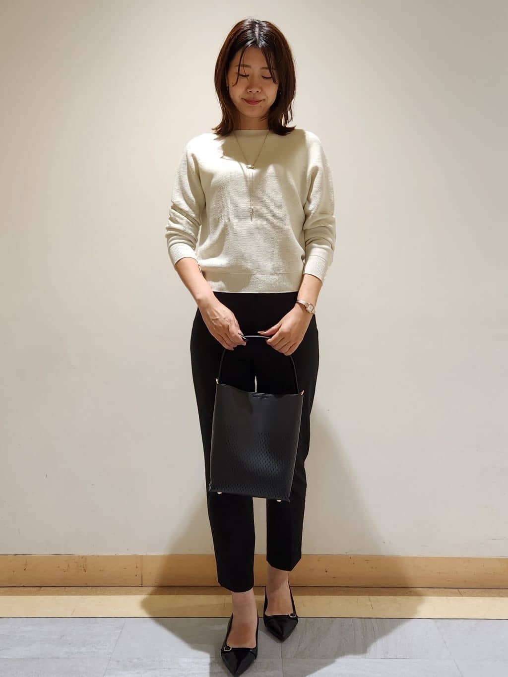 yukaさんの「COUP DE CHANCE｜【手洗い可／日本製】センタープレステーパードパンツ」を使ったコーディネート