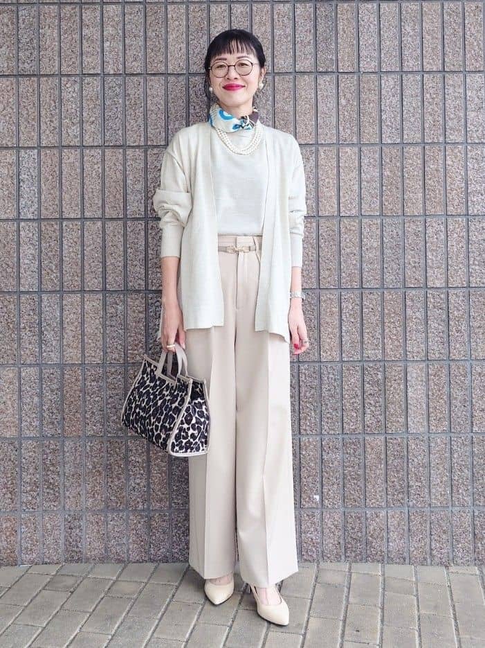 MUTSUKOさんの「UNTITLED｜【アンサンブル可/洗える/ボタンなし】シルクウールカシミヤ 着流しカーディガン」を使ったコーディネート
