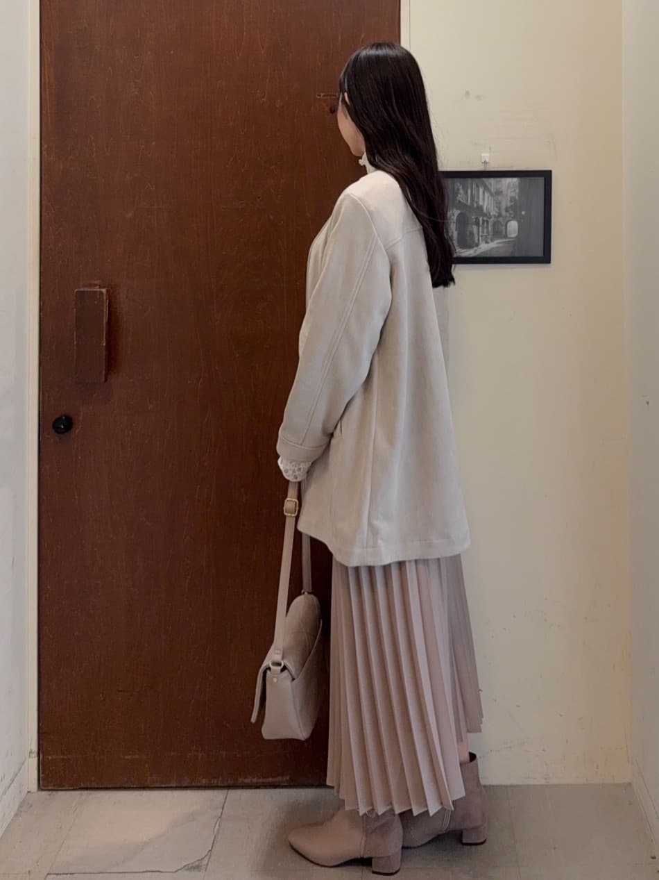 ふーちゃんさんの「SHOO･LA･RUE｜【S-LL】上品さを纏う やわらかフェイクスエード ミドル丈ブルゾン」を使ったコーディネート