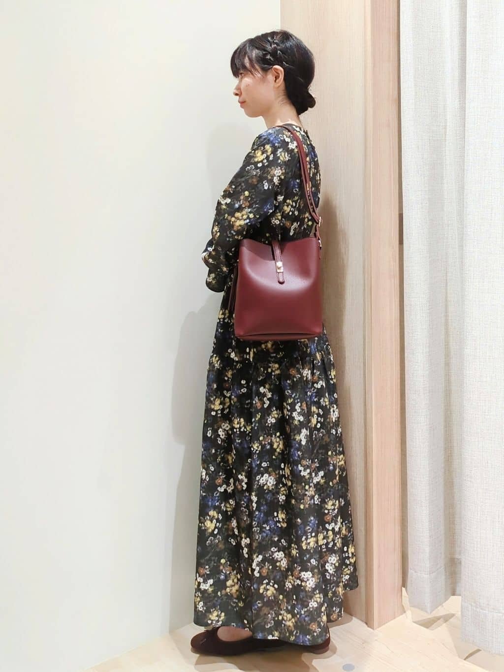 Yuiさんの「grove｜カスリフラワーティアードワンピース」を使ったコーディネート