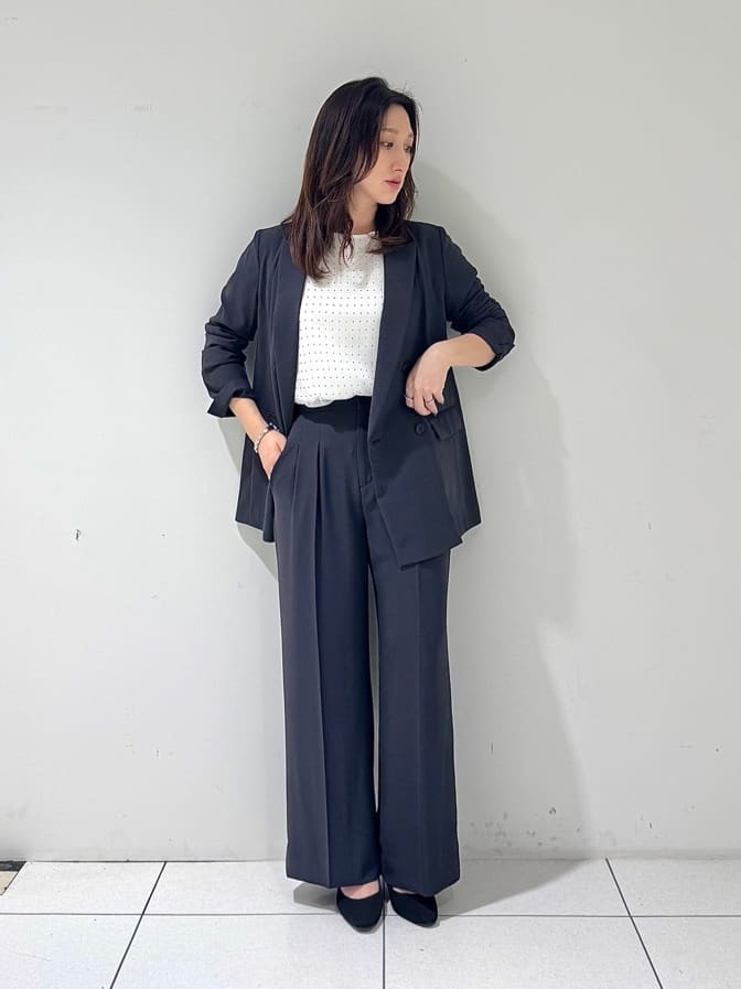 そんさんの「INDIVI｜【軽く羽織れる！】ダブルジャケット」を使ったコーディネート