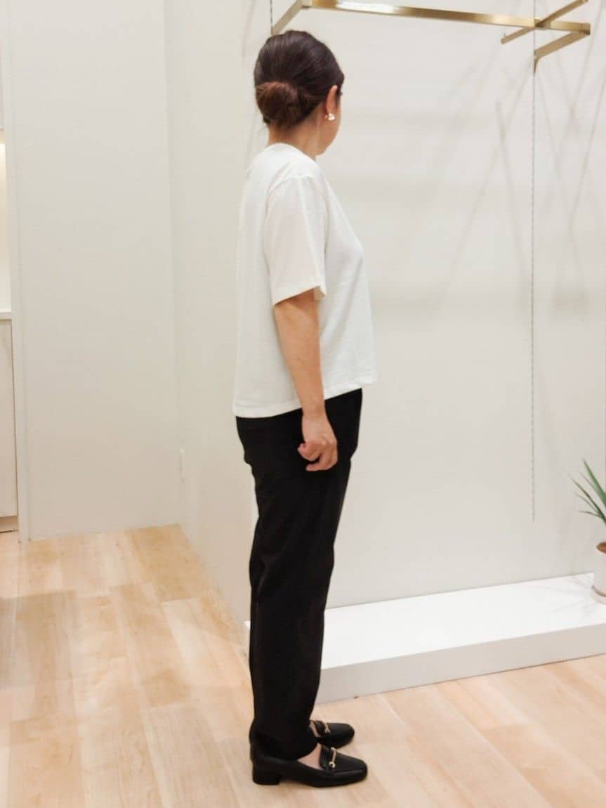 ふるさんの「grove｜キレイも動きやすさも　美脚見えハイパーストレッチパンツ」を使ったコーディネート