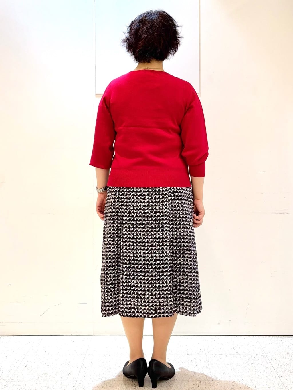 ヤスコさんの「Reflect｜【選べる6色／長く着られる◎】ボートネックニット」を使ったコーディネート