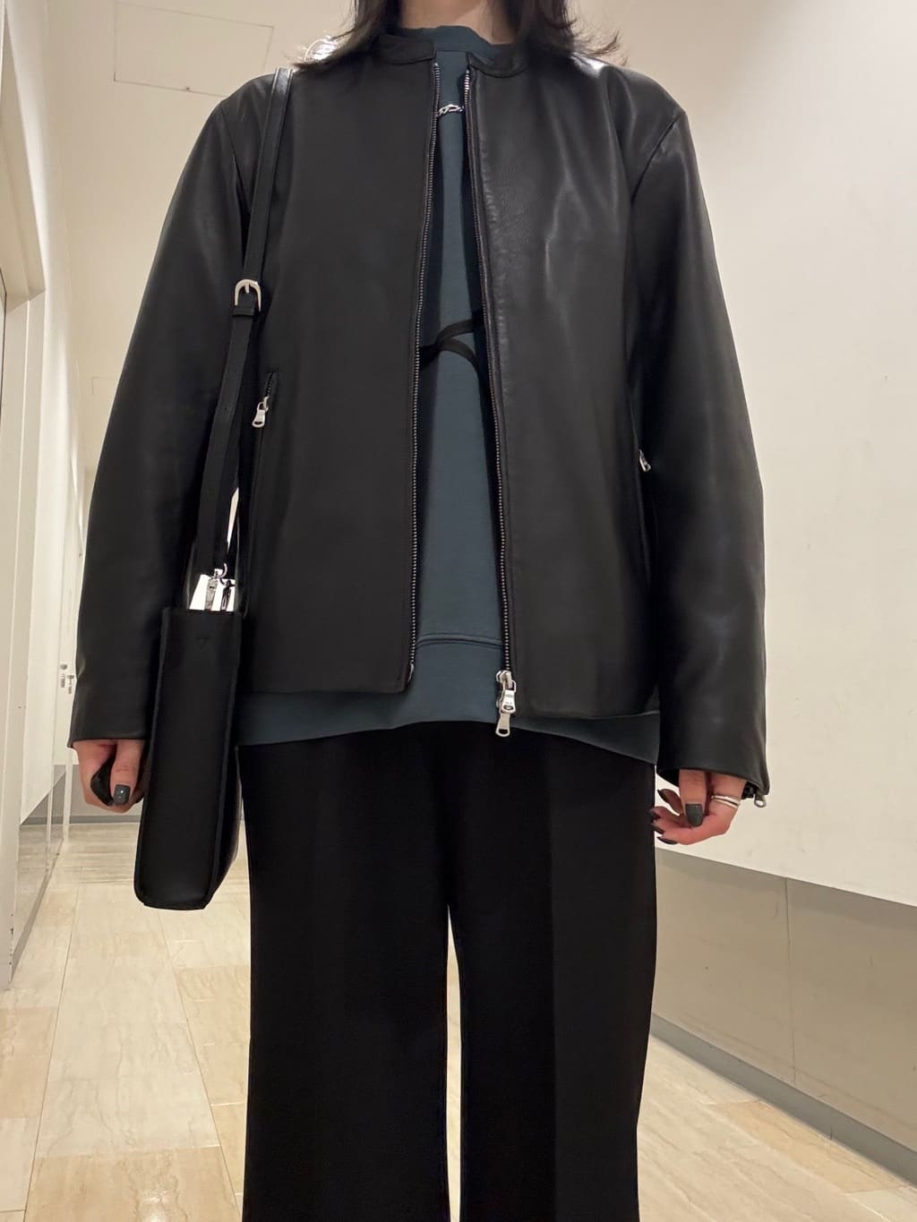 Renaさんの「tk.TAKEO KIKUCHI｜テープブライトスウェット」を使ったコーディネート