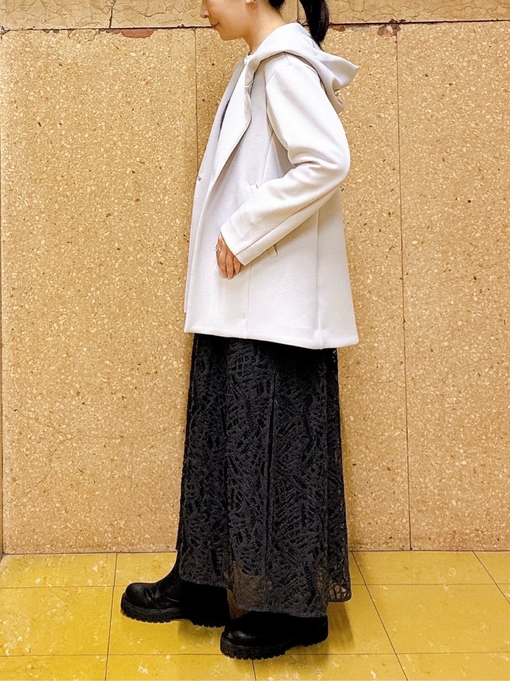 hattoriさんの「INDIVI｜【UVケア】プリントフォトロングTシャツ」を使ったコーディネート