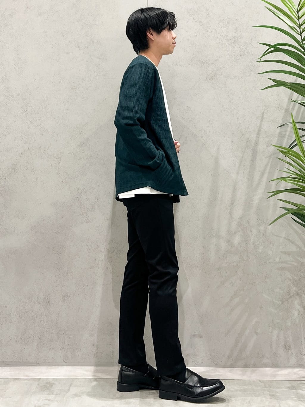 SHI-MAさんの「THE SHOP TK｜【セットでお買い得！！】長袖カーディガン＋半袖Tシャツ　洗濯機OK/吸水速乾(Tシャツのみ)」を使ったコーディネート