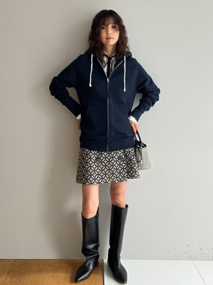 misaさんの「DRESSTERIOR｜デキシー吊裏毛ジップアップパーカ」を使ったコーディネート