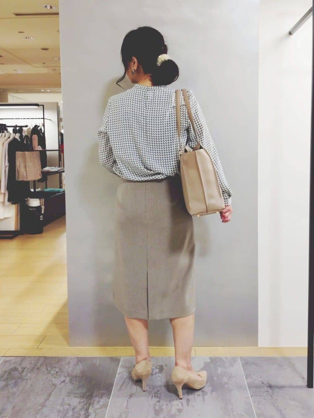 TOMOMIさんの「INDIVI｜【収納力◎／A4サイズ対応】シゴデキバッグ」を使ったコーディネート