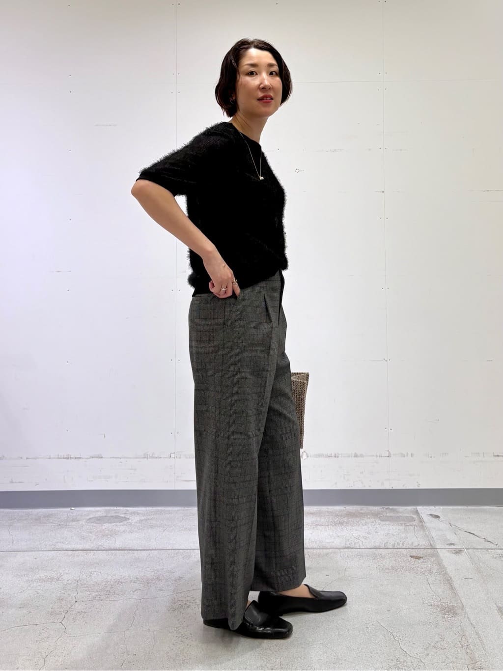yuriさんの「INDIVI｜ツイードスモールトートバッグ」を使ったコーディネート
