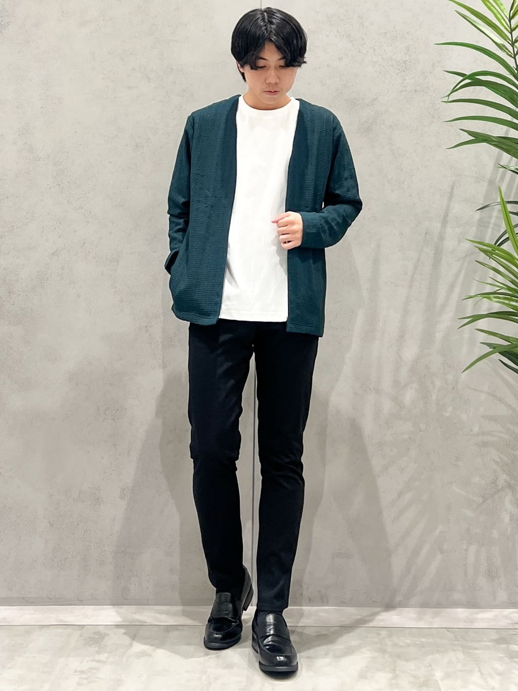 SHI-MAさんの「THE SHOP TK｜【セットでお買い得！！】長袖カーディガン＋半袖Tシャツ　洗濯機OK/吸水速乾(Tシャツのみ)」を使ったコーディネート