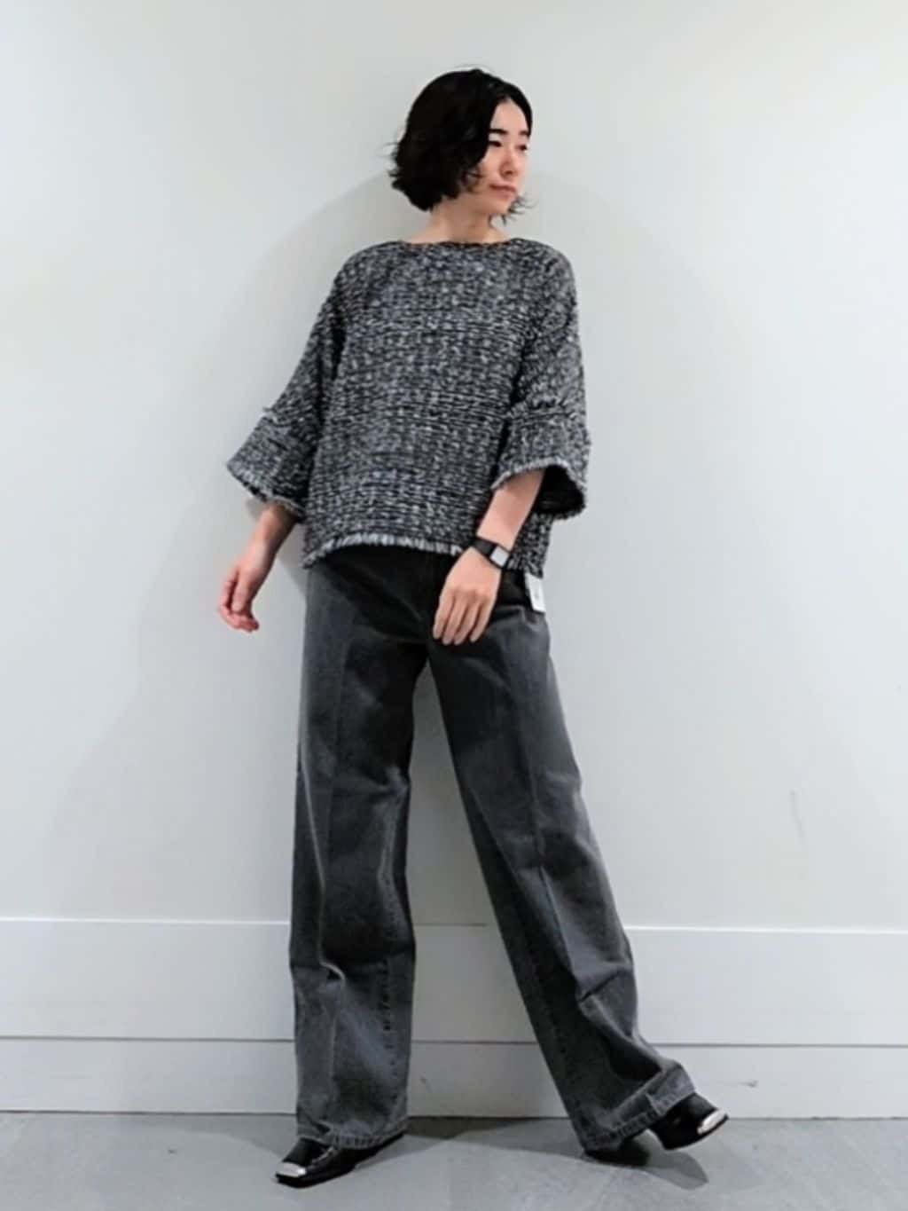 ミズタさんの「UNTITLED｜【グレー/ブルー/ジーンズ】ソフトワイドデニムパンツ」を使ったコーディネート