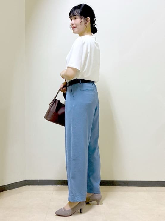  beni_gingerさんの「Reflect｜【一枚着で着映え◎／ジャケットのインナーにも】フロント開きブラウス」を使ったコーディネート