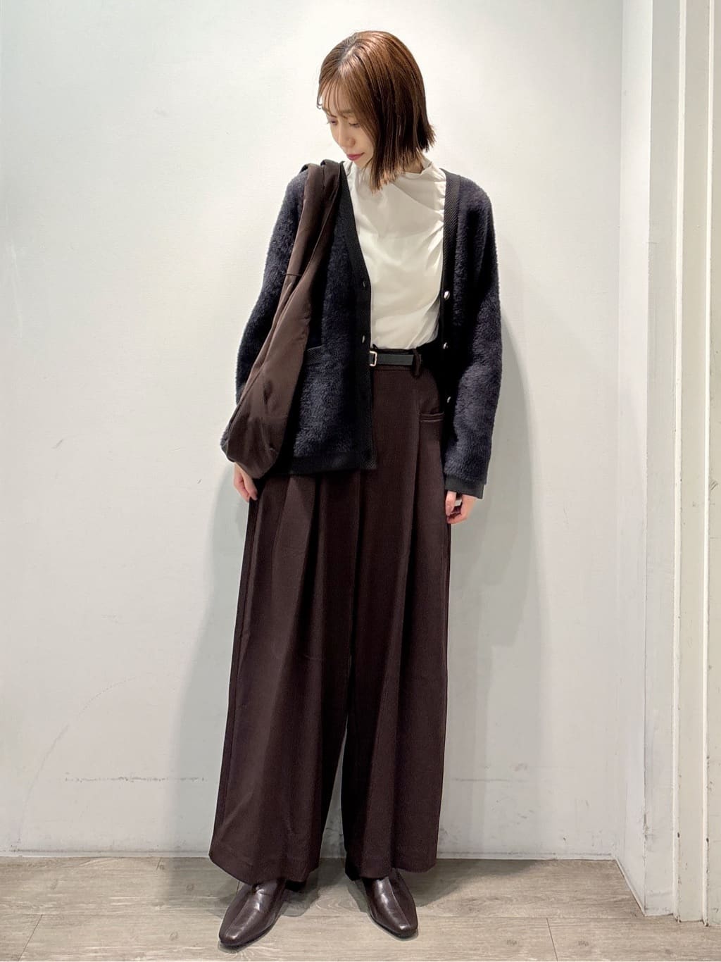 ぶまりんさんの「OPAQUE.CLIP｜シアーハイネックトップス【洗濯機OK】」を使ったコーディネート