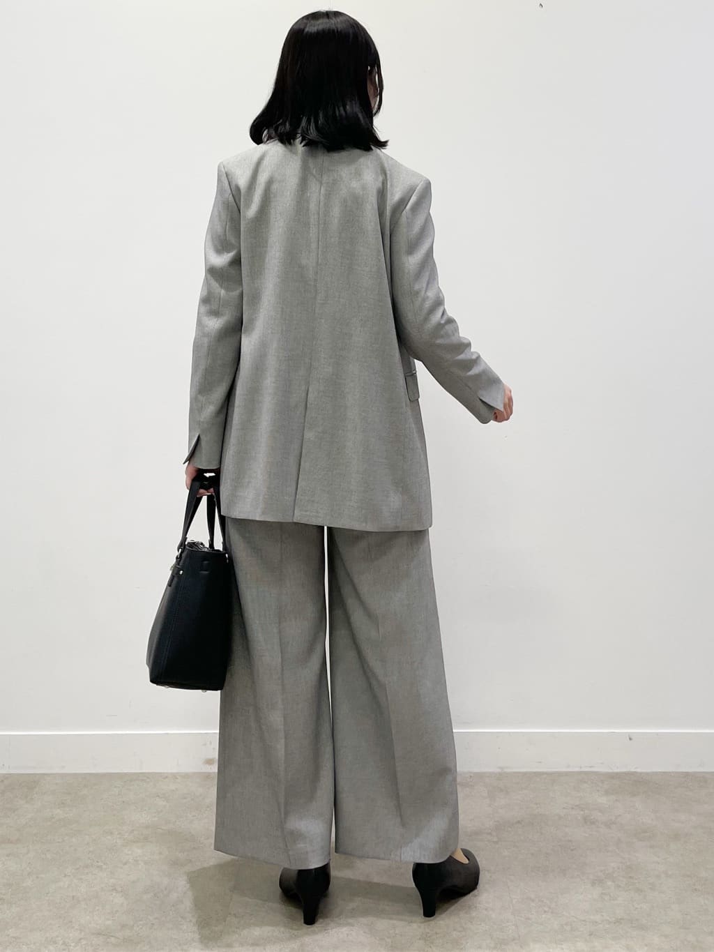 yukariさんの「Reflect｜【キレイめスタイル／通勤におすすめ◎】ボウタイシャンブレーカラーブラウス」を使ったコーディネート