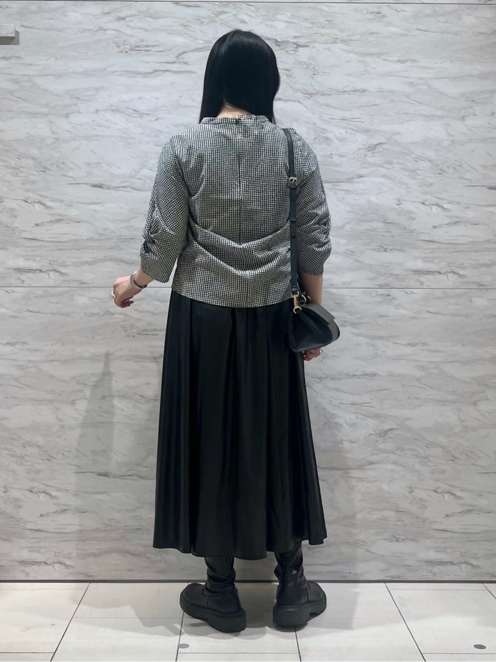 hasuさんの「INDIVI｜【UVケア／吸汗速乾】スリーブデザインブラウス」を使ったコーディネート
