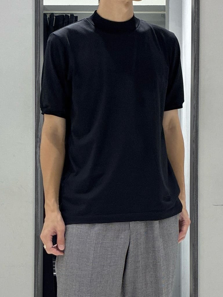 わいずみさんの「TAKEO KIKUCHI｜【COOL CITY WEAR】インドライ天竺モックネック プルオーバー /吸汗速乾」を使ったコーディネート