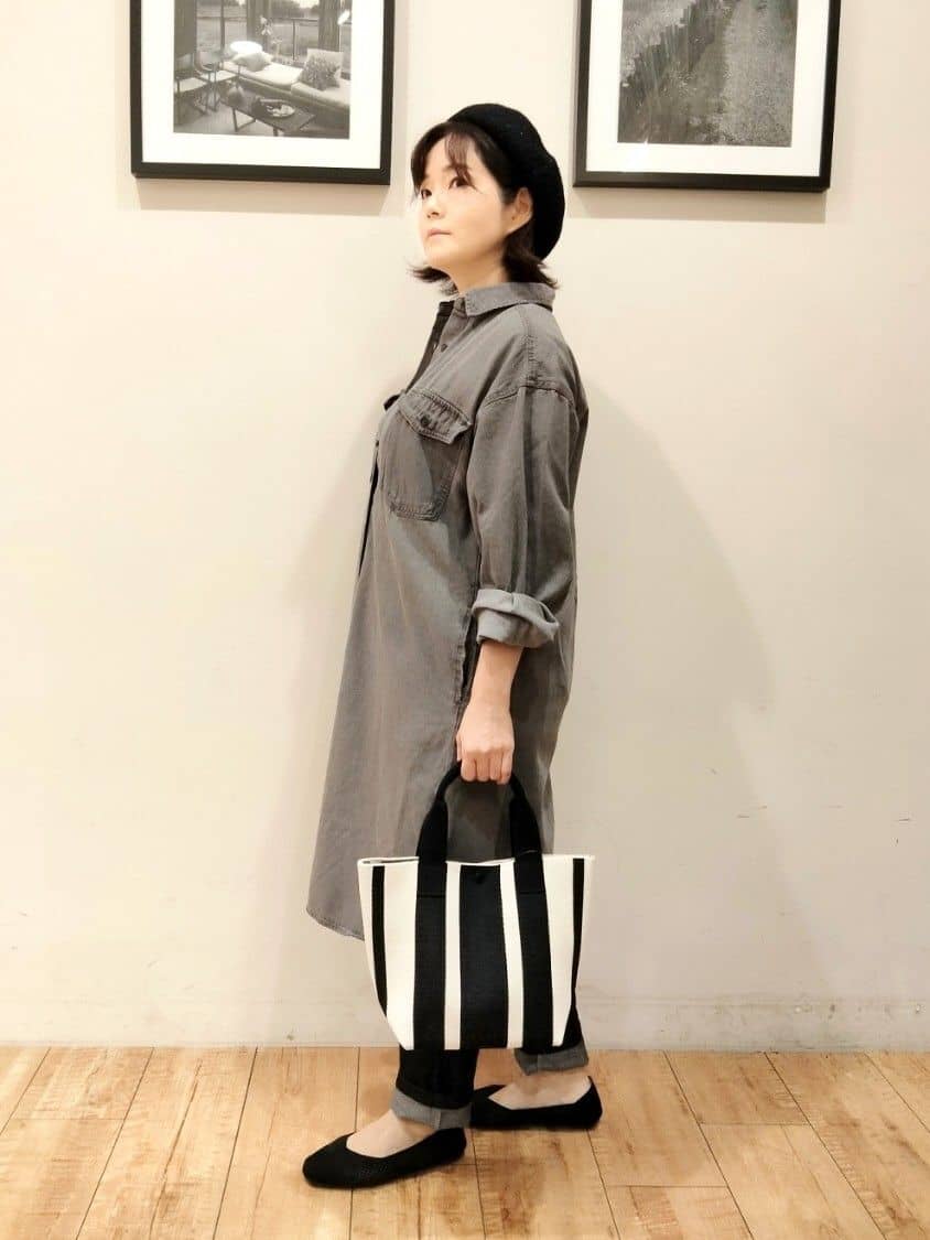 SHOOLARUEさんの「SHOO･LA･RUE｜【ひんやり/S-LL】大人の五分袖プリントTシャツ」を使ったコーディネート