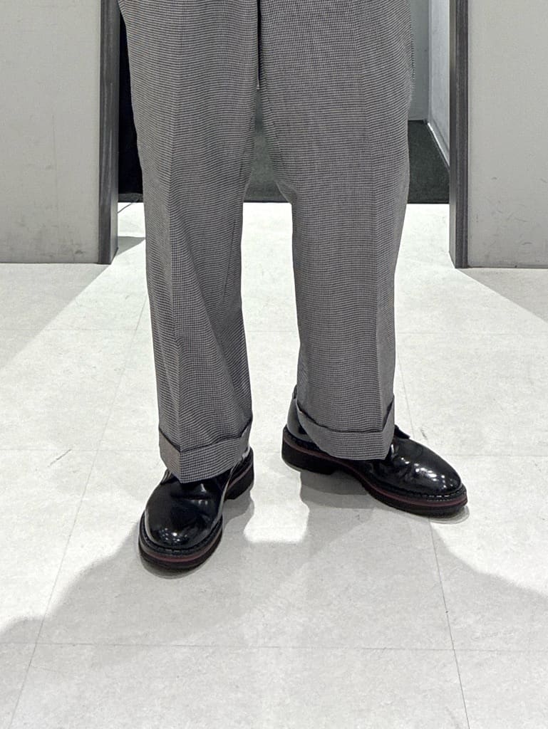 わいずみさんの「TAKEO KIKUCHI｜【COOL CITY WEAR】インドライ天竺モックネック プルオーバー /吸汗速乾」を使ったコーディネート