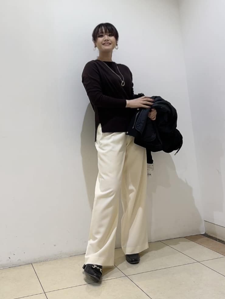 watanabeさんの「UNTITLED｜【8色展開/体型カバー】魅せるタイムレスニット」を使ったコーディネート