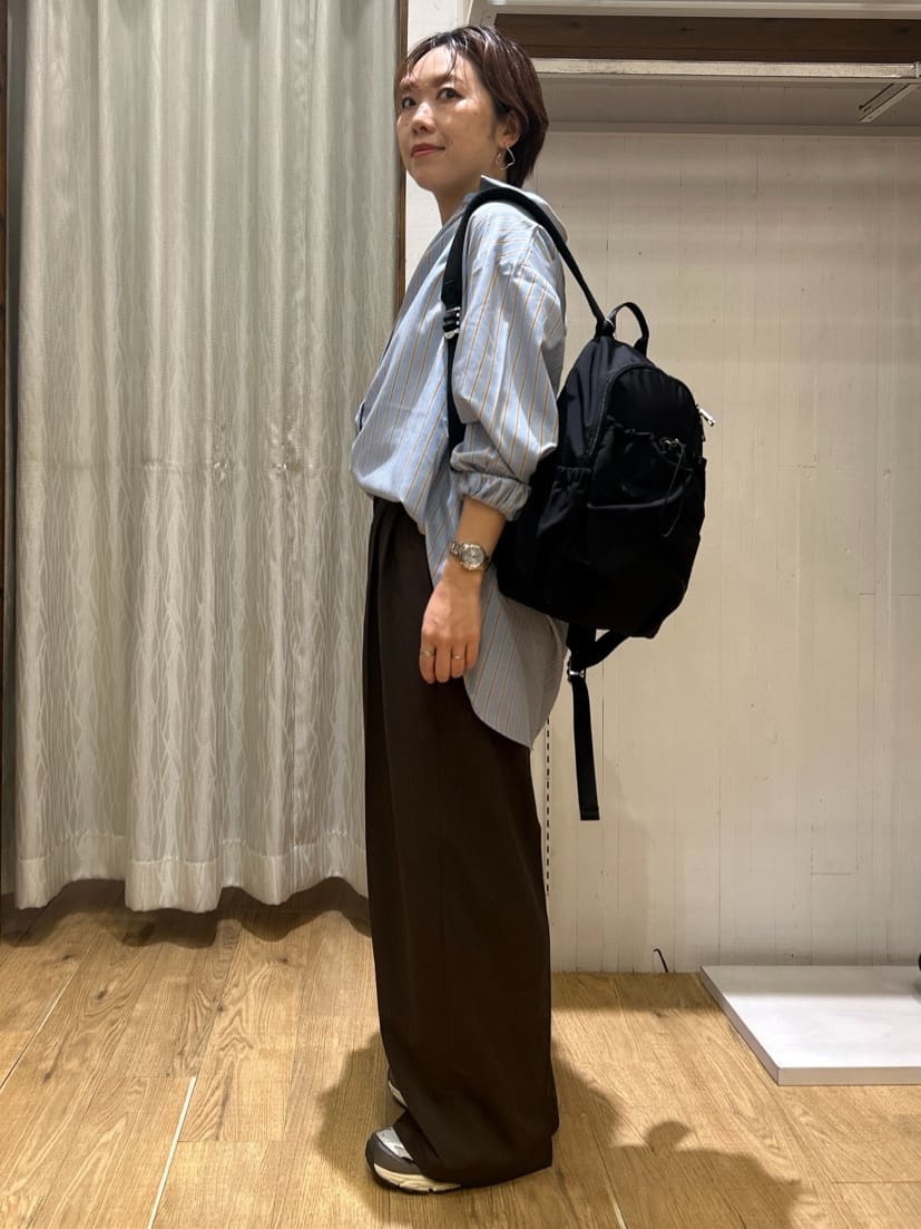 ga_riさんの「THE SHOP TK｜【後ろ姿もサマになる】ストライプ バックシャーリングシャツ/体型カバー/洗える」を使ったコーディネート