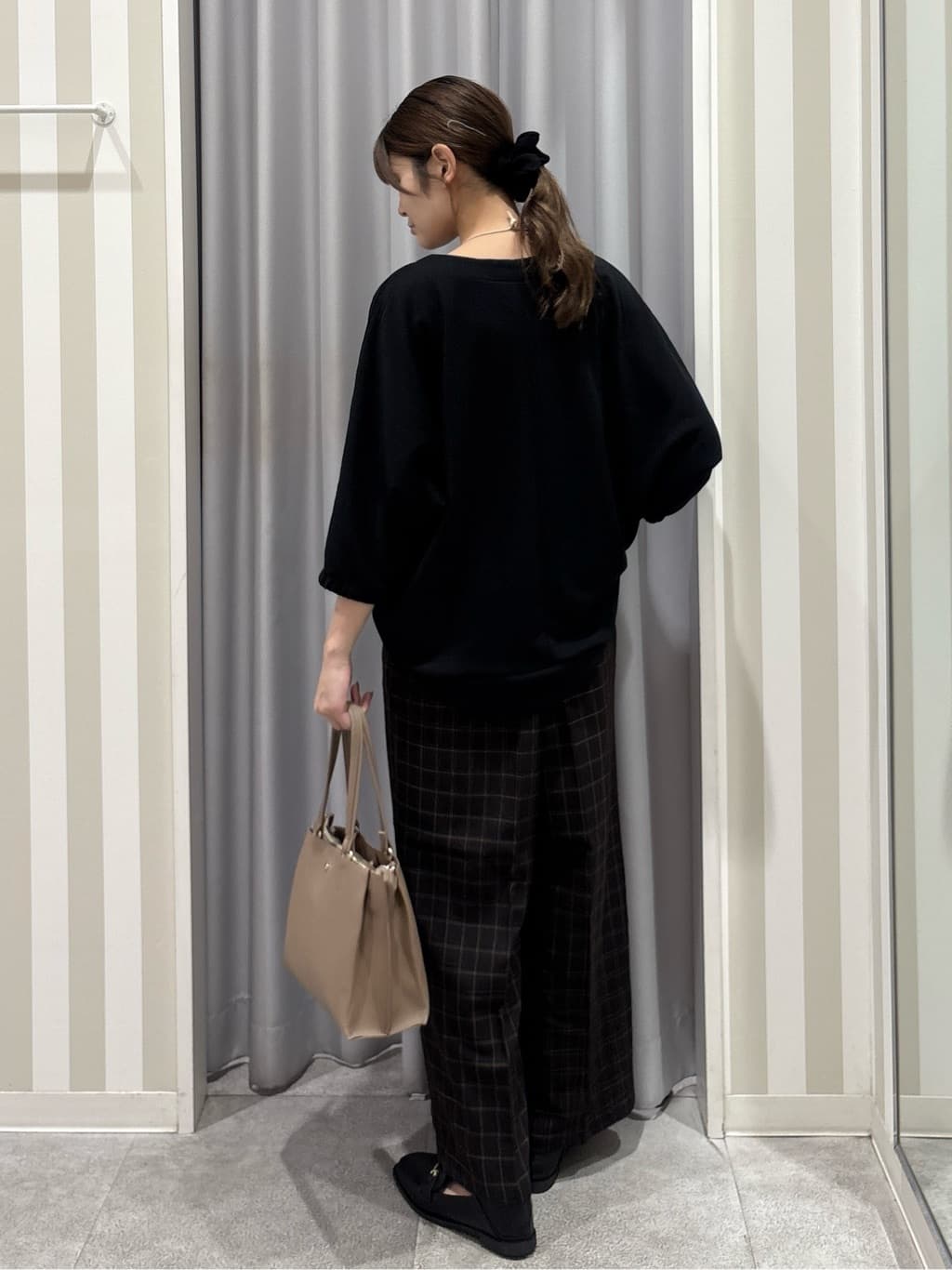 Rikaさんの「SHOO･LA･RUE｜【S-LL/7分袖】ゆるシルエットが心地よい ドルマントップス」を使ったコーディネート