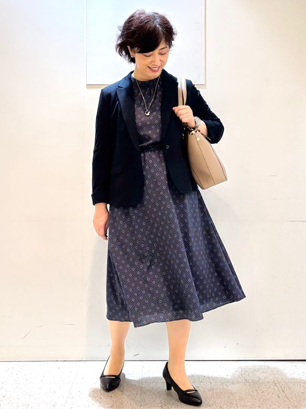 ヤスコさんの「Reflect｜【きちんと見え／通勤／セレモニーにおすすめ◎】ドット&times;ダイヤ柄ワンピース」を使ったコーディネート