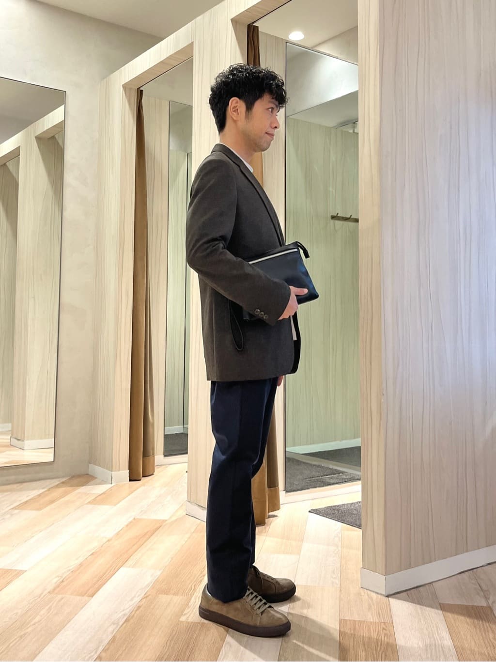 URAさんの「TAKEO KIKUCHI｜ストレッチ テーラードＴシャツ」を使ったコーディネート