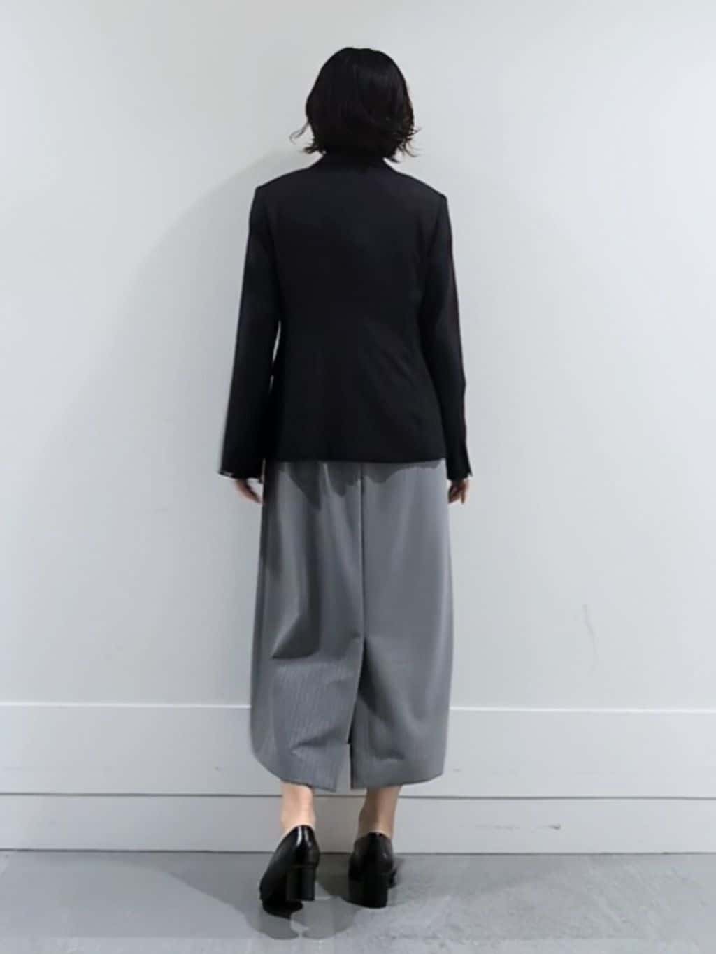 ミズタさんの「UNTITLED｜【洗える/お仕事スーツ】ドライメランジ テーラードジャケット」を使ったコーディネート
