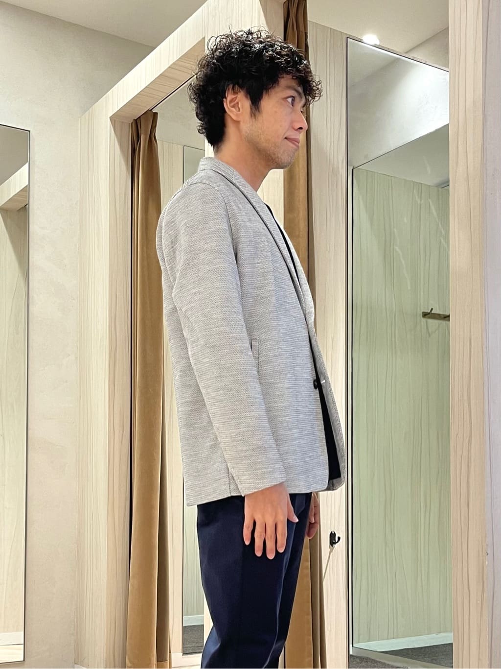 URAさんの「TAKEO KIKUCHI｜【尾州織】ショールカラー カーディガン」を使ったコーディネート