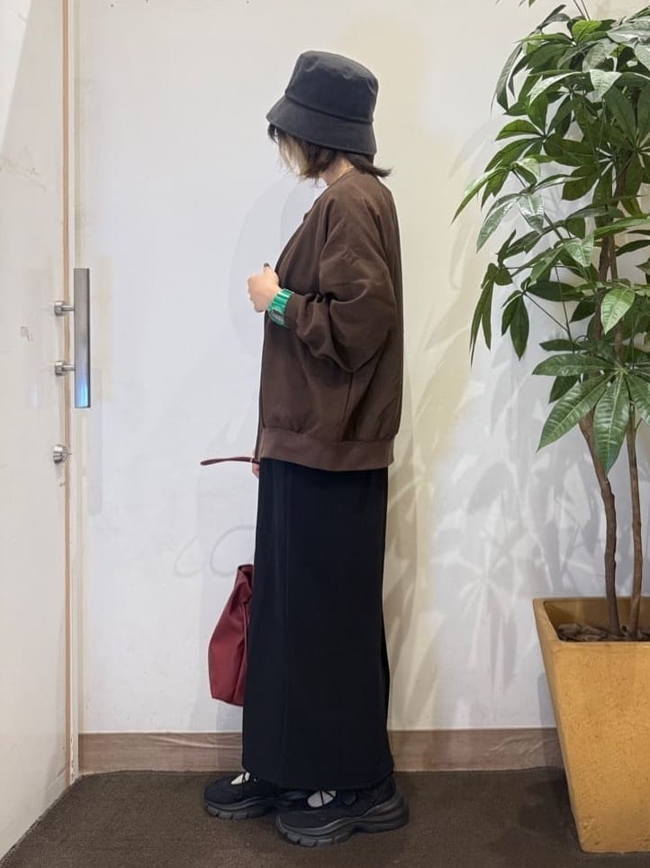 misakiさんの「SHOO･LA･RUE｜【洗濯機可/S-LL】さっと羽織れる 軽量リブブルゾン」を使ったコーディネート