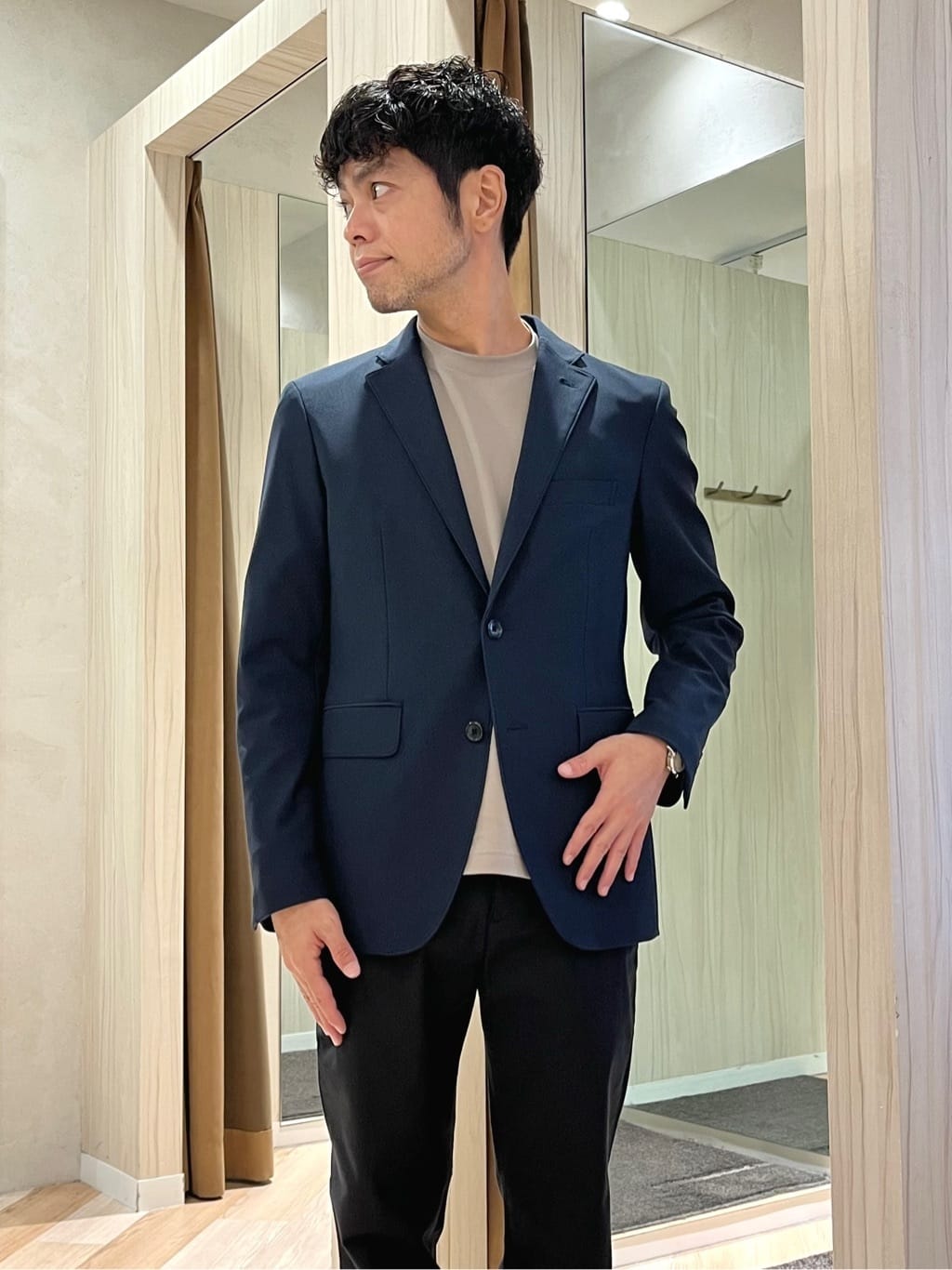 URAさんの「TAKEO KIKUCHI｜【360&deg;ストレッチ／セットアップ対応】None Of Stress ジャケット」を使ったコーディネート