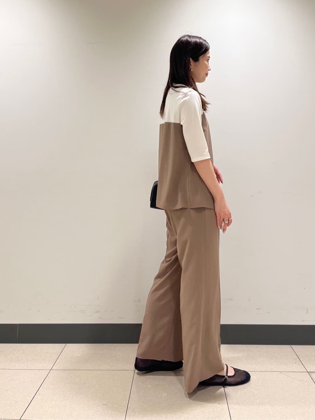 shokoさんの「INDIVI｜【着心地◎！】タックワイドパンツ」を使ったコーディネート