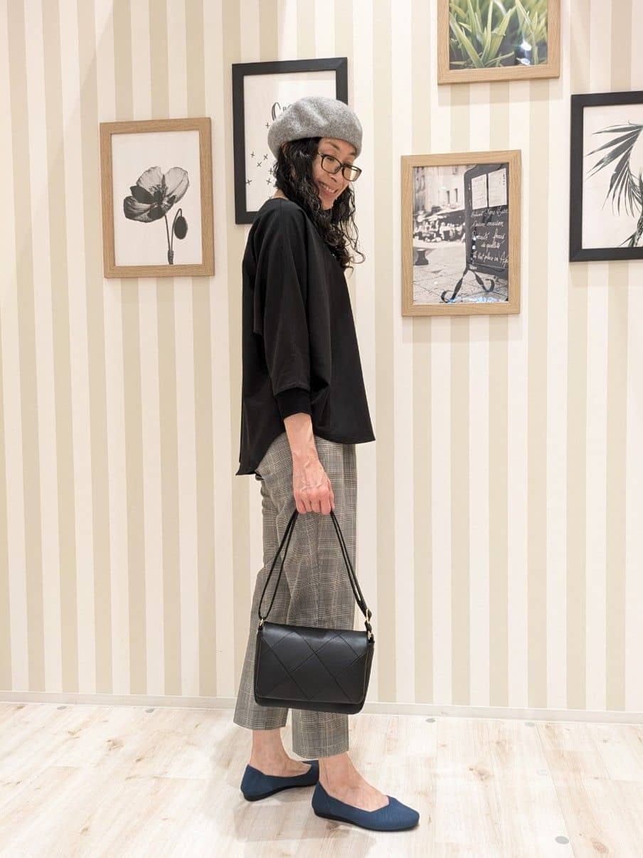 Mikiさんの「SHOO･LA･RUE｜【高レビュー/洗濯後しわになりにくい】1枚でサマ見え 8分袖ドルマンブラウス」を使ったコーディネート
