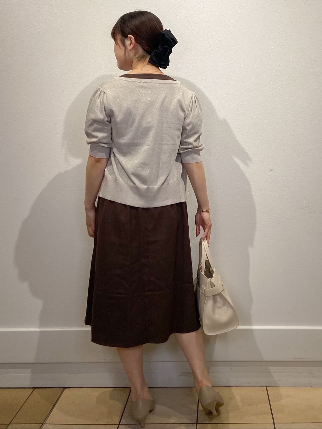 kimiさんの「index｜タックパフスリーブワンピース【洗濯機洗い可／イージーアイロン】」を使ったコーディネート